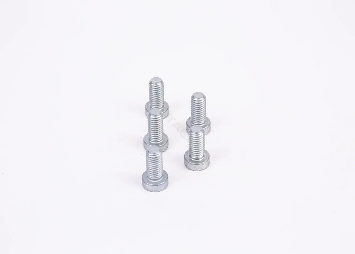 Болт крепления кардана BOSCH F01M100684