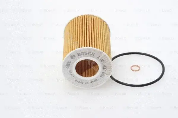Масляный фильтр BOSCH 1457437003