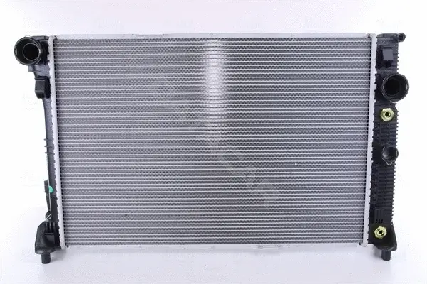 Радиатор охлаждения NISSENS 67162