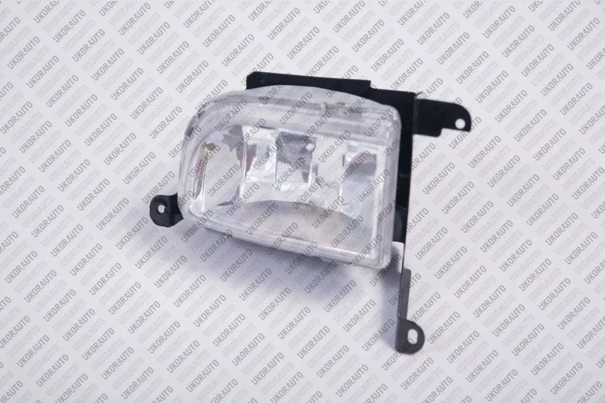Противотуманные фары UKORAUTO U0522039R
