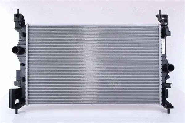 Радиатор охлаждения NISSENS 630786