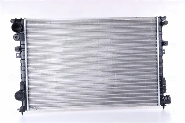 Радиатор охлаждения NISSENS 61875A