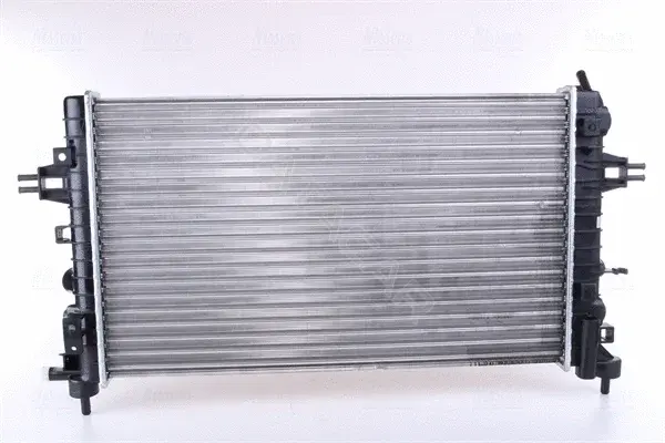 Радиатор охлаждения NISSENS 63028A
