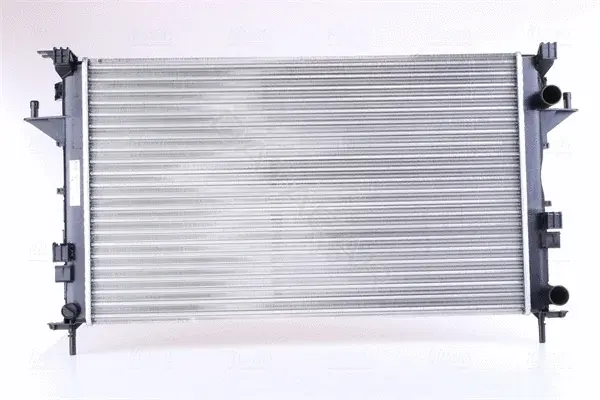Радиатор охлаждения NISSENS 63813