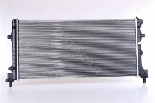 Радиатор охлаждения NISSENS 640012
