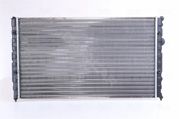 Радиатор охлаждения NISSENS 652451
