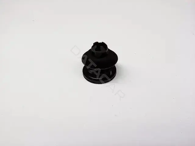 Клипсы, фиксаторы, зажимы VAG 3B0868243