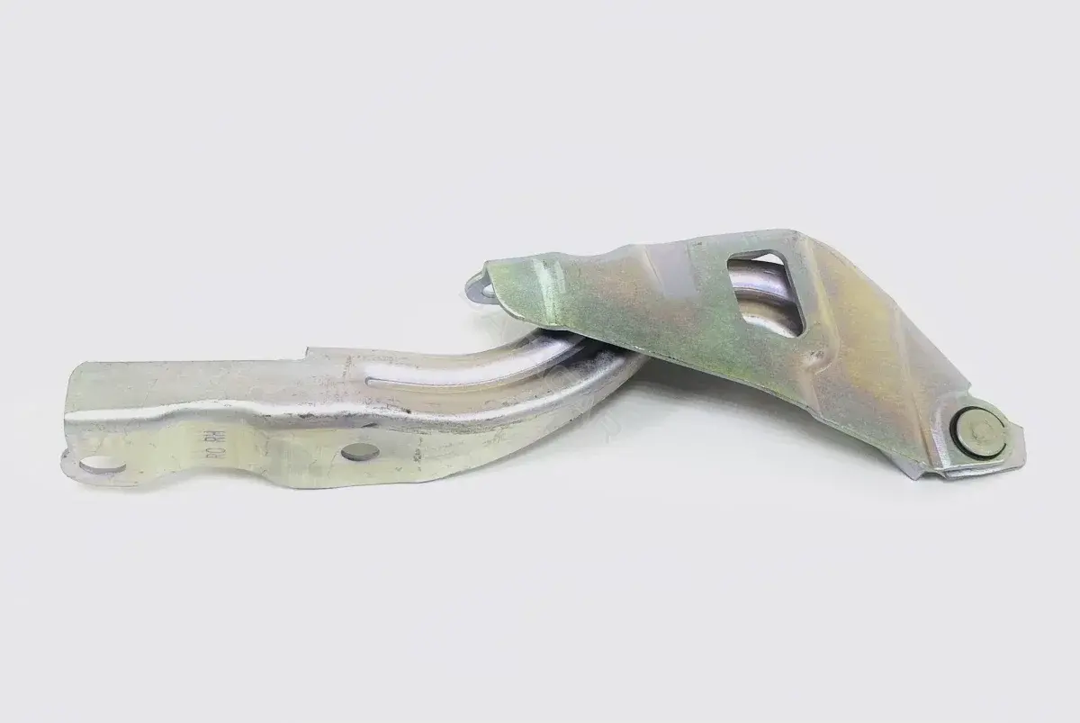 Петля капота UKORAUTO 'U0526003R
