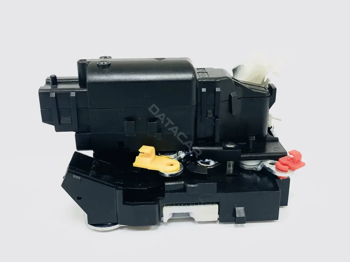 Замок двери UKORAUTO U0528028L