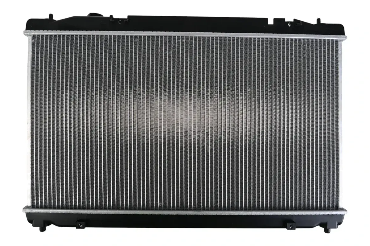 Радиатор охлаждения STELLOX 10-26332-SX