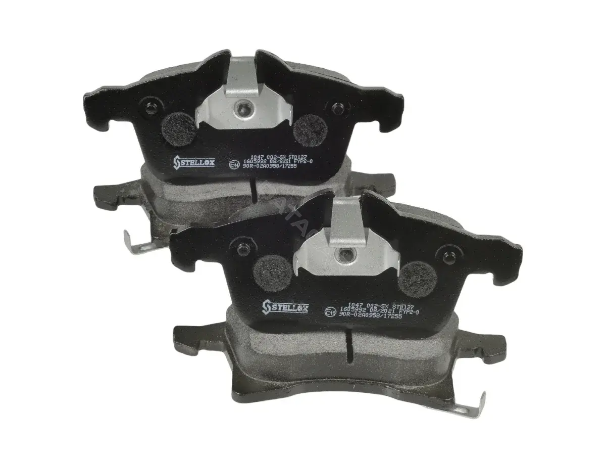 Тормозные колодки STELLOX 1047002-SX