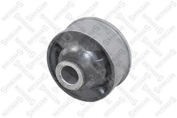 Сайлентблок рычага STELLOX 77-00438-SX