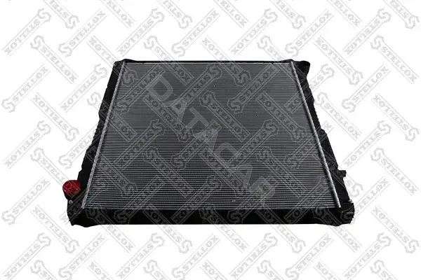 Радиатор охлаждения STELLOX 81-03396-SX