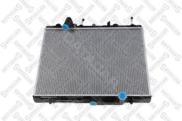 Радиатор охлаждения STELLOX 10-26835-SX
