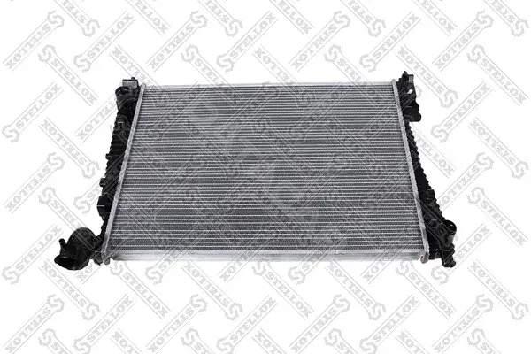 Радиатор охлаждения STELLOX 10-26888-SX
