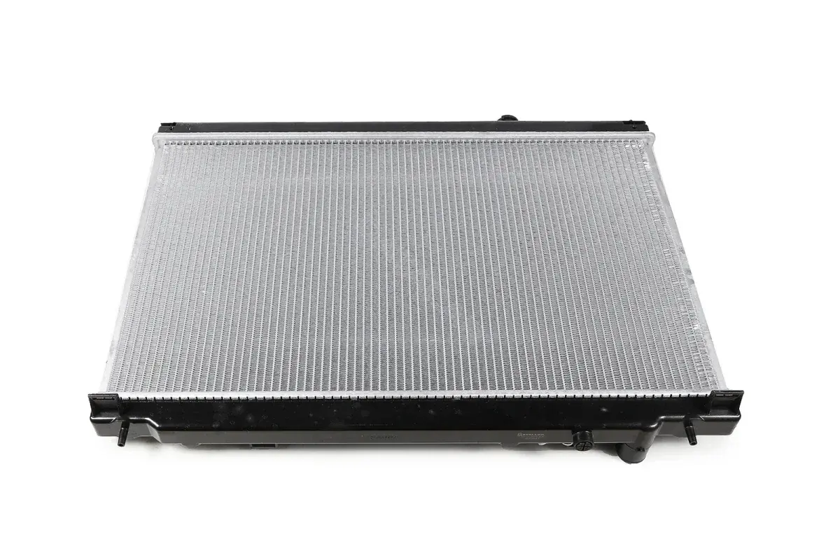 Радиатор охлаждения STELLOX 10-26893-SX
