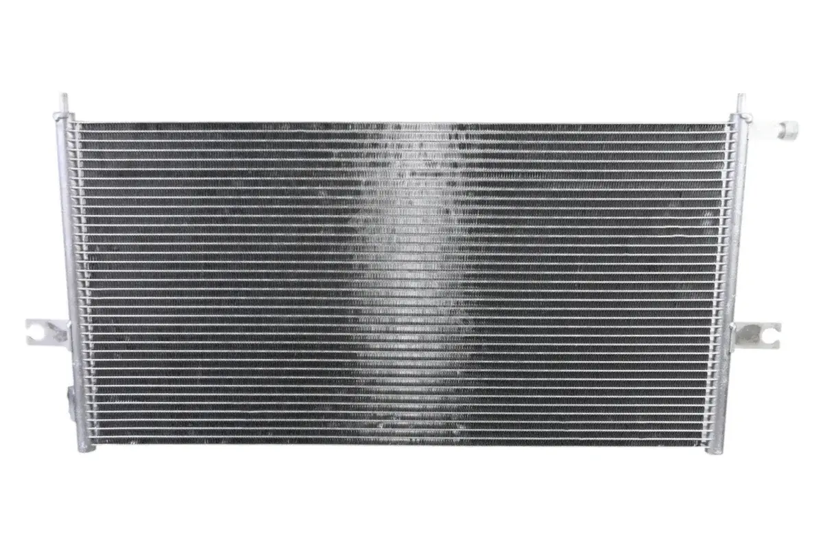 Радиатор кондиционера STELLOX 10-45861-SX