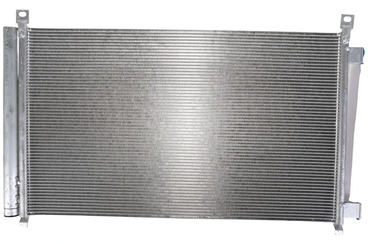 Радиатор кондиционера STELLOX 10-45850-SX