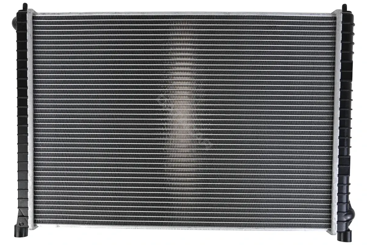 Радиатор охлаждения STELLOX 10-27041-SX