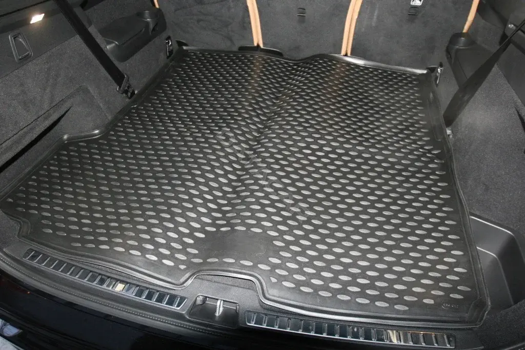 Коврик в багажник ELEMENT/NOVLINE CARVOL00004