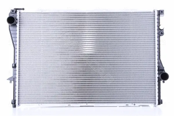 Радиатор охлаждения NISSENS 60752A