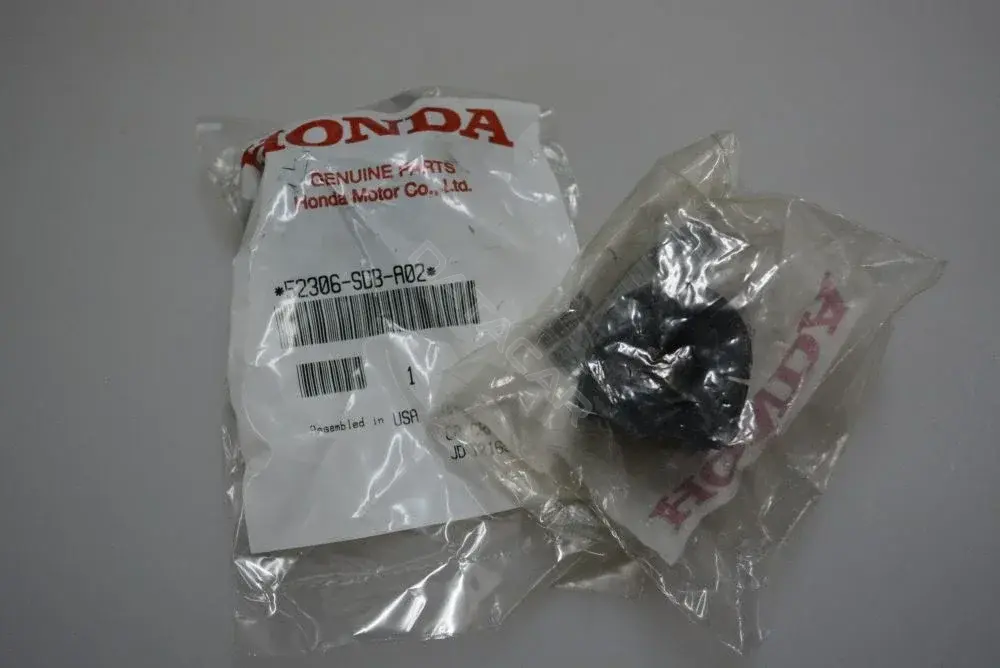 Втулки стабилизатора HONDA 52306SDBA02