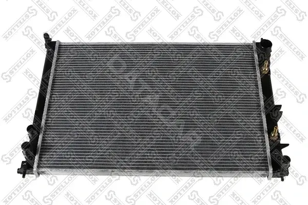 Радиатор охлаждения STELLOX 10-26656-SX