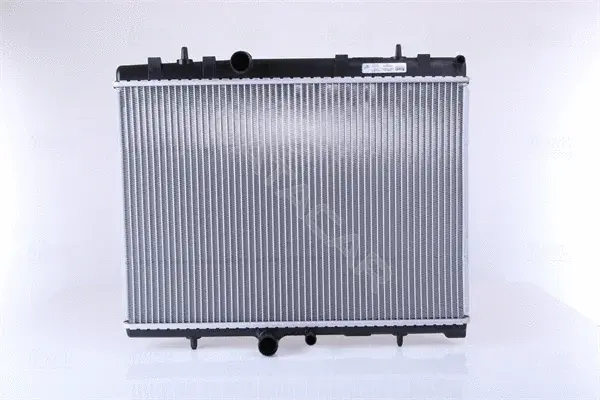 Радиатор охлаждения NISSENS 63607A