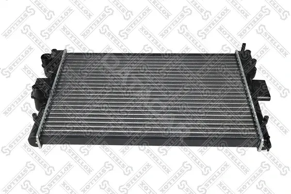 Радиатор охлаждения STELLOX 10-26833-SX
