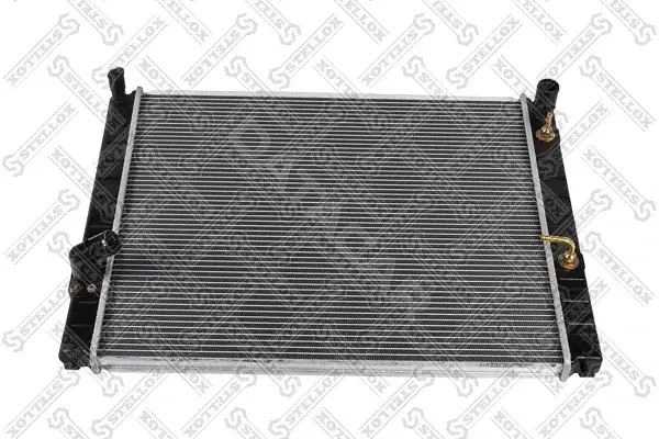 Радиатор охлаждения STELLOX 10-26818-SX