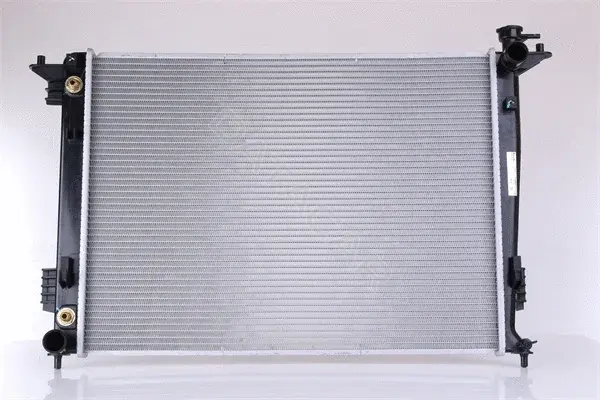 Радиатор охлаждения NISSENS 67514