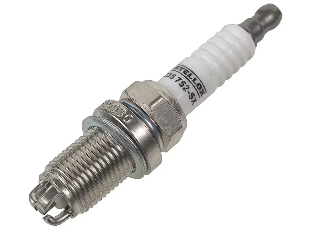 Свечи зажигания STELLOX 235752-SX