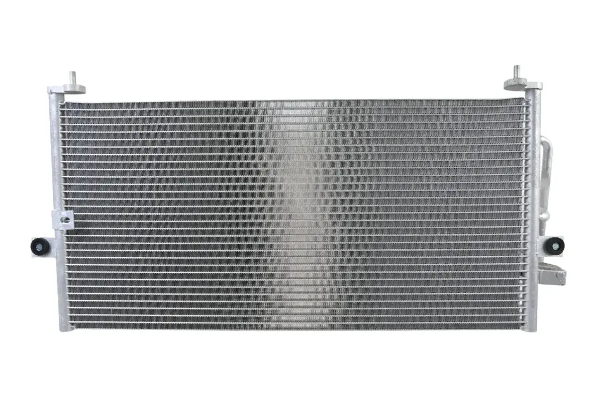 Радиатор кондиционера STELLOX 10-45016-SX