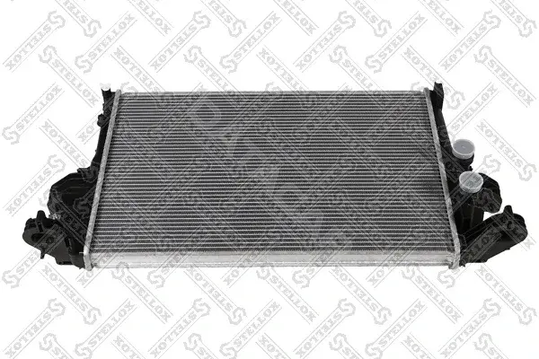 Радиатор охлаждения STELLOX 10-26907-SX