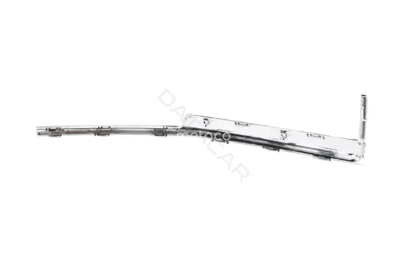 Накладка бампера METACO 8402-048
