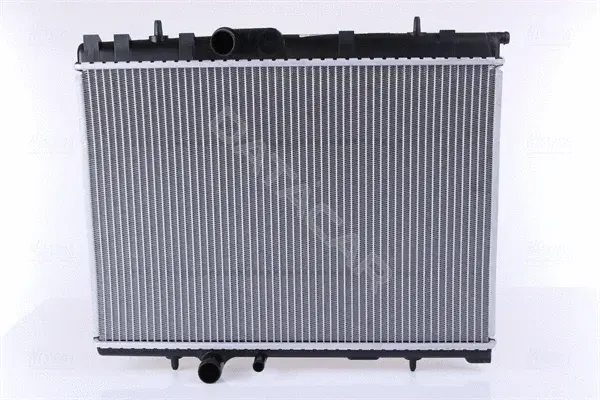Радиатор охлаждения NISSENS 63744A