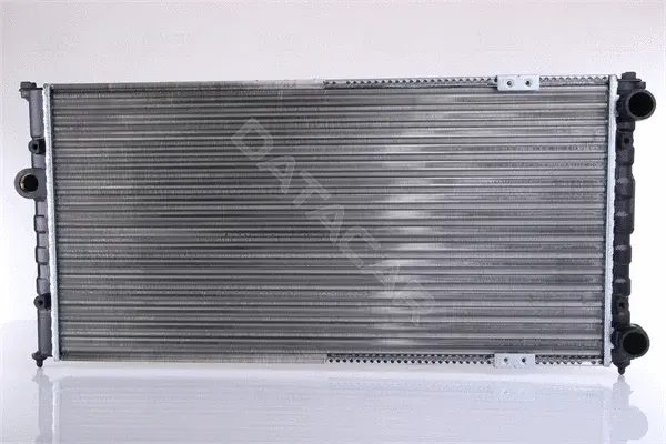 Радиатор охлаждения NISSENS 652681