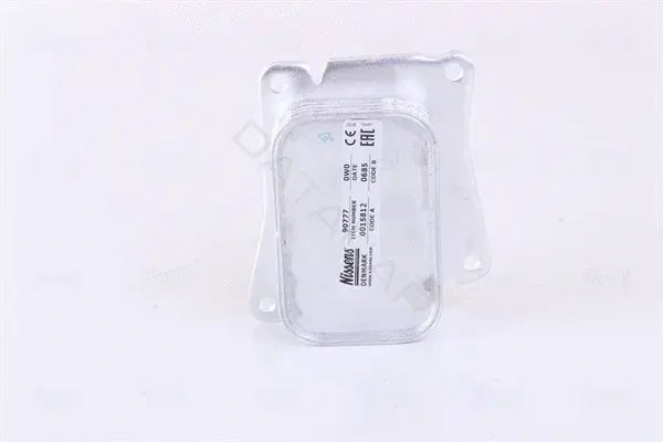 Масляный радиатор двигателя NISSENS 90777