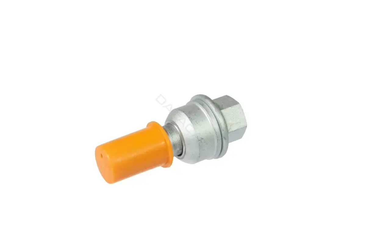 Болт колесный STELLOX 79-01933-SX