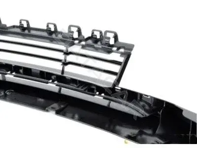 Решетка бампера / заглушка BMW 51117386152