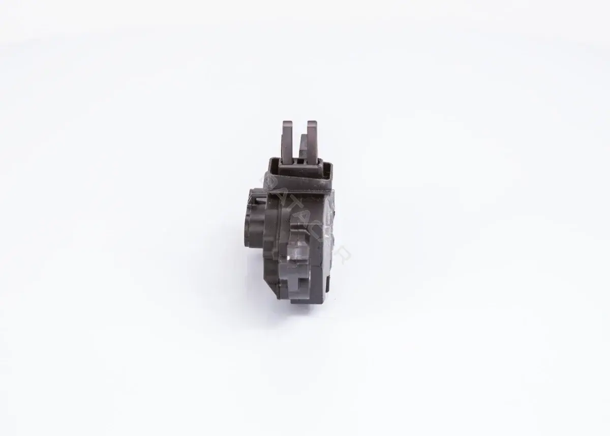 Регулятор напряжения BOSCH 1986AE0099