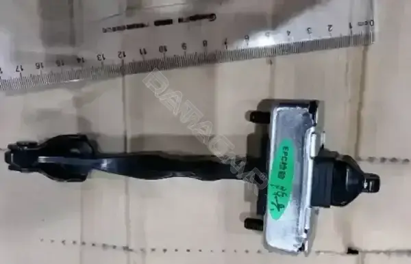 Ограничитель двери GEELY 5075037400