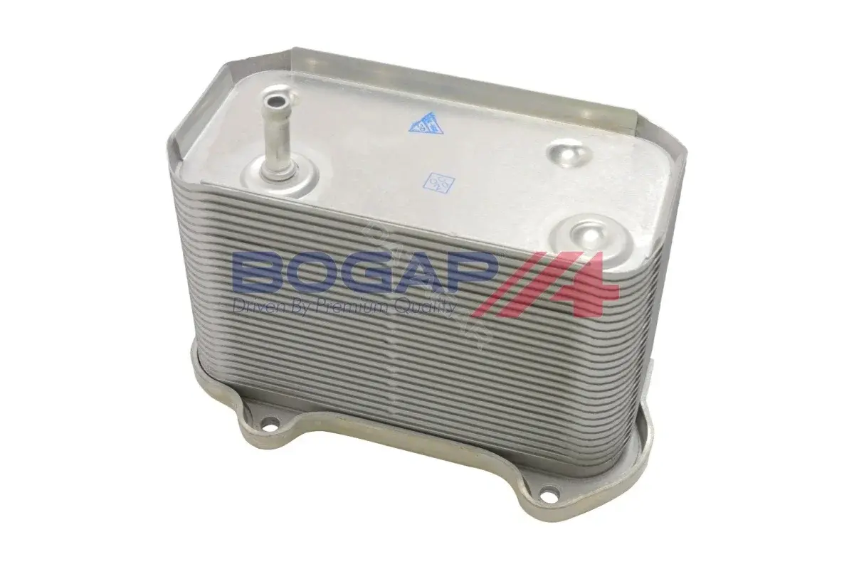 Масляный радиатор двигателя BOGAP A4222124