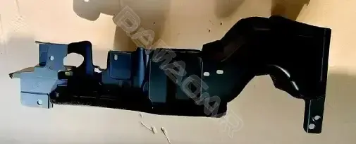 Дефлектор радиатора GEELY 5030068800