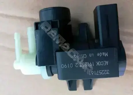 Вакуумный клапан GEELY 1070505600