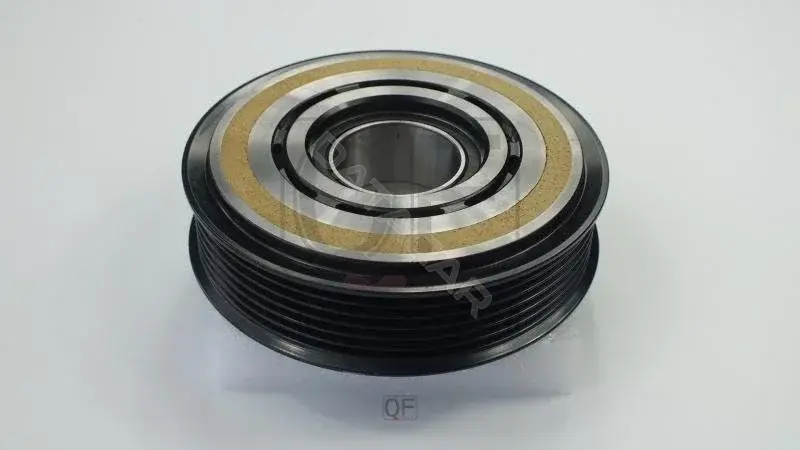 Компрессор кондиционера QUATTRO FRENI QF80Q00038