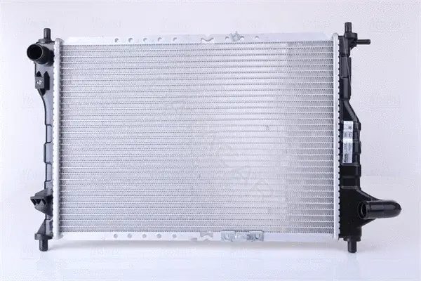 Радиатор охлаждения NISSENS 61630
