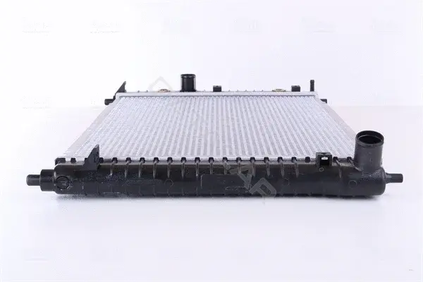 Радиатор охлаждения NISSENS 61637