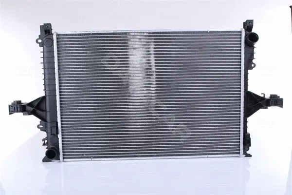 Радиатор охлаждения NISSENS 65557A
