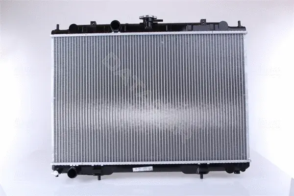 Радиатор охлаждения NISSENS 68705A